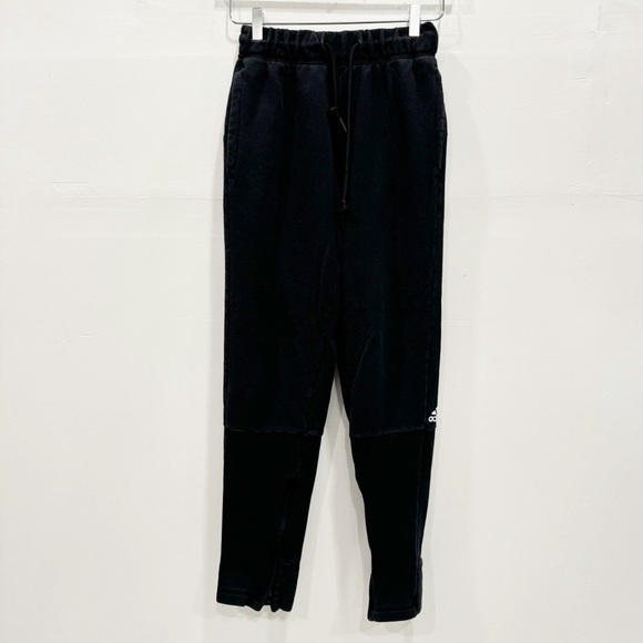 Adidas Men’s Post Game Fleece Sweatpants Ribbed Bottom Zip Ankle Black Small - Picture 1 of 9
